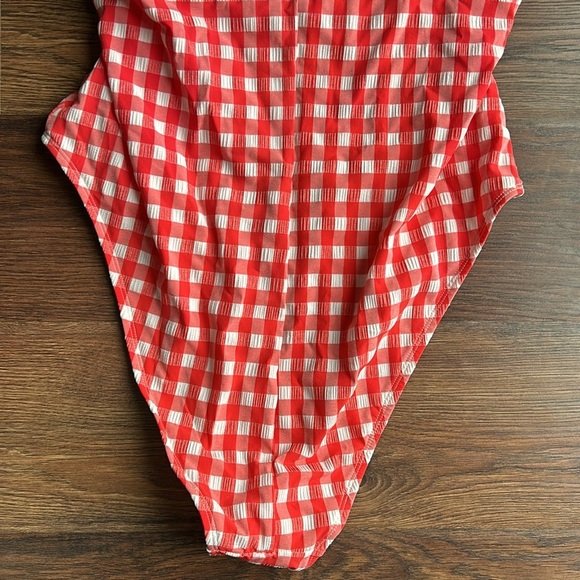 NWT Wild Fable Red & White Checkered One Piece | Retro | Swimsuit | Bathing Suit - Picture 10 of 10